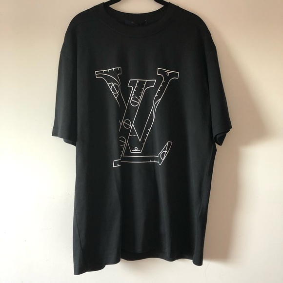 Louis Vuitton T-Shirt (Not For Sale) - Picture 9 of 12
